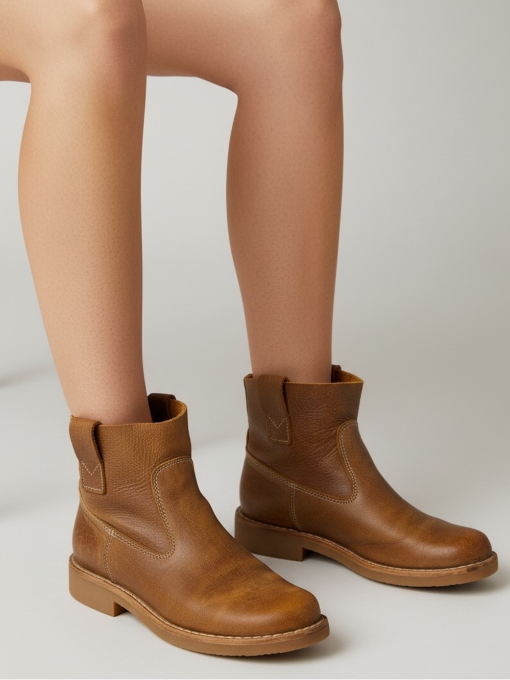 Roots Tribe Women’s Tan Leather Ankle Boots 5